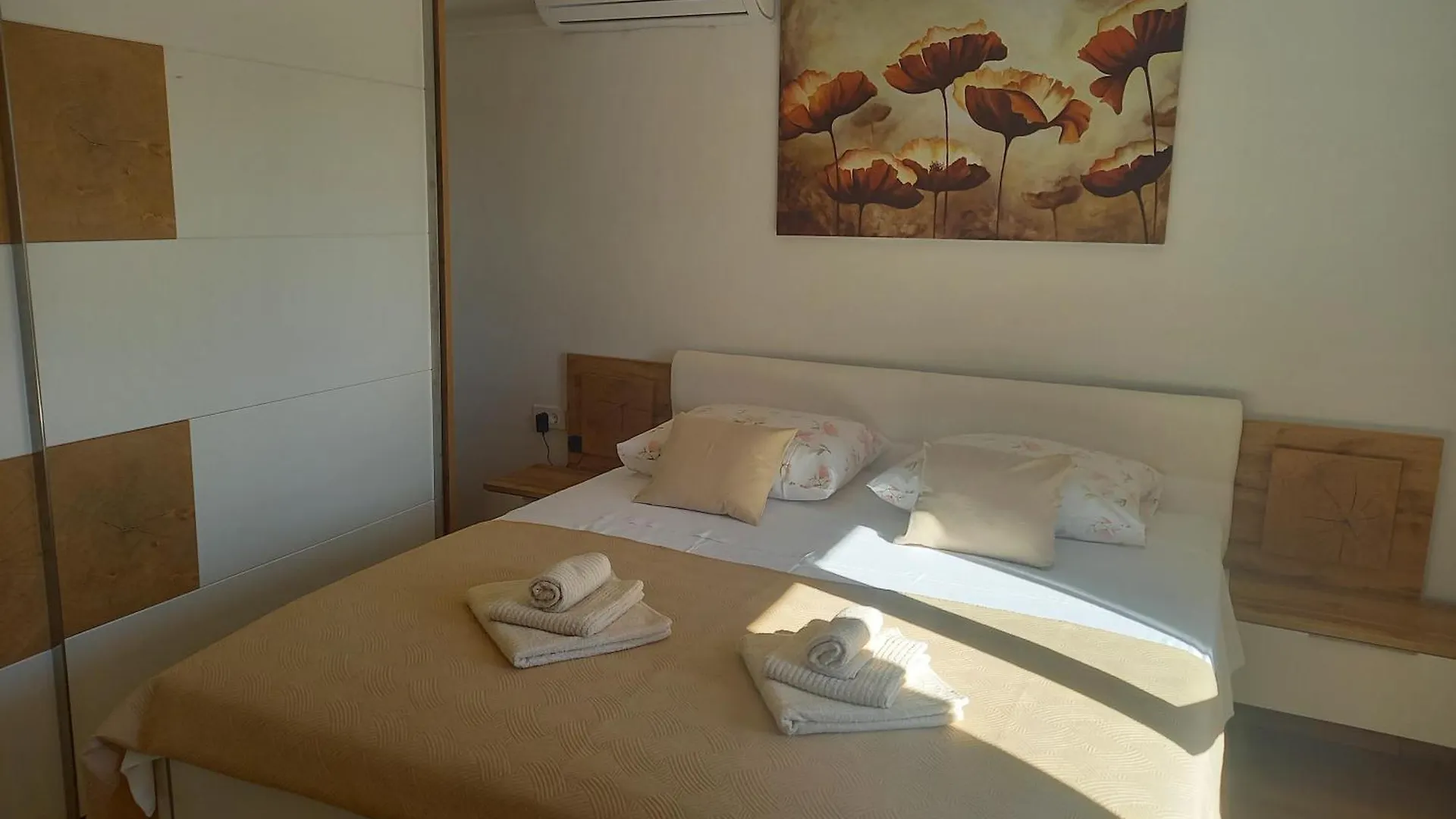 Holiday Home Stari Dvori Rab Town